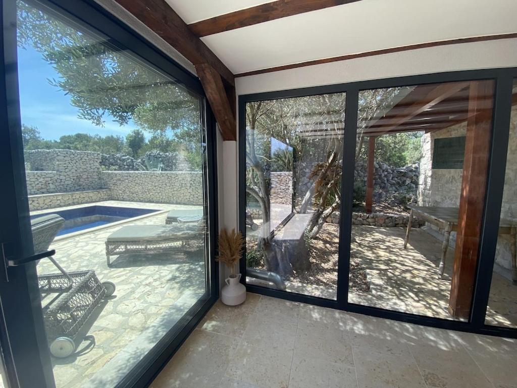 Private Cottage In Olive Grove With Heated Pool Вінішчє Екстер'єр фото